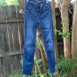 American Eagle. Jean. Super stretch X. 00 Short.